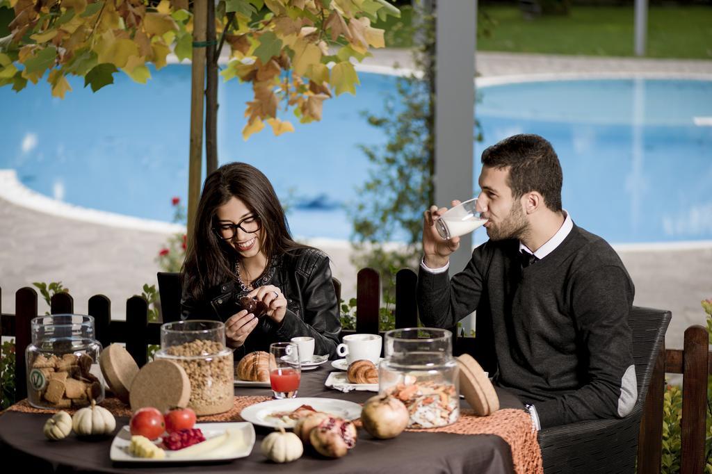 Hotel Ristorante Dragonara San Giovanni Teatino Kültér fotó